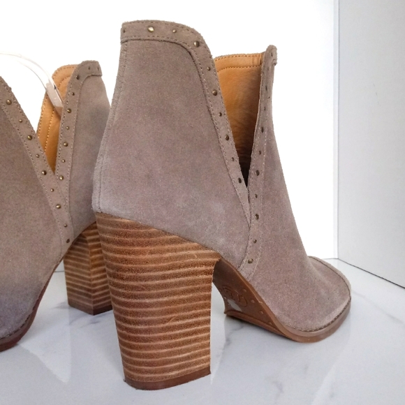 LUCKY BRAND GENUINE SUEDE PEEP TOE BOOTIES LIBETH - Picture 3 of 10